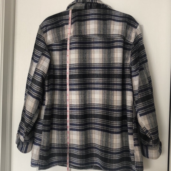 Ladies shacket jacket - Picture 9 of 16